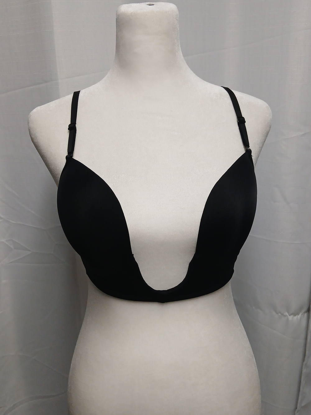 Sexy U line 36D Black Convertible Seamless U Plunge Bra Wireless Padded